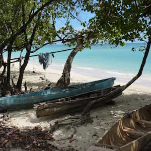 Jamaica Destinations beach and kaykas